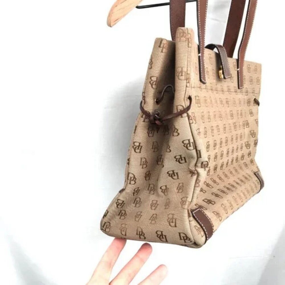 Dooney & Bourke tote bag brown tan signature logo Ralph Lauren Tory Burch Spade